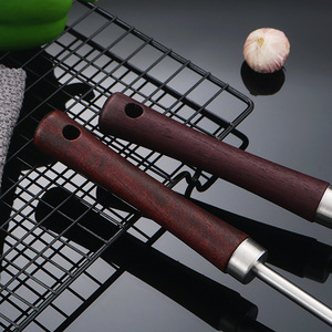 Ensemble d'ustensiles de cuisine en acier inoxydable 304 avec manche en bois, 4 pièces : spatule, louche, écumoire pour usage domestique - Product Image 3