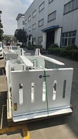 Pièces jointes de chariot élévateur de vente chaude Inverta Push Pallet Turnover Clamp avec poussoir pneu pince chariot élévateur accessoires coincés pour Tran