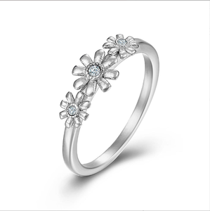 <span class=keywords><strong>Anello</strong></span> da donna alla moda in acciaio inossidabile <span class=keywords><strong>con</strong></span> motivo a fiore <span class=keywords><strong>margherita</strong></span> 18K PVD di alta qualità personalizzato <span class=keywords><strong>con</strong></span> anima in zircone - Product Image 5