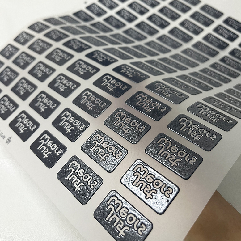Custom Designer Screen Printed Washable 3D Logo T-Shirt Garment Sticker Silicone Heat Transfer Patch Printing Label
