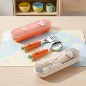 Ensemble de fourchette et cuillère portables en acier inoxydable 304 pour enfants, motif carotte créatif, trois pièces, pour l'alimentation des bébés, forme de dessin animé, vaisselle - Product Image 1