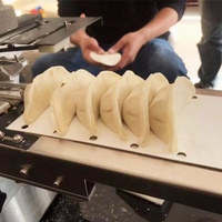 Machine à faire des gyoza semi-automatique de style japonais, machine à faire des dumplings frits, machine à faire des dumplings cuits à la vapeur