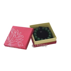 Caja de Joyería de Cartón con Logotipo Personalizado Impreso para Aretes, Anillos y Collares - Product Image 1