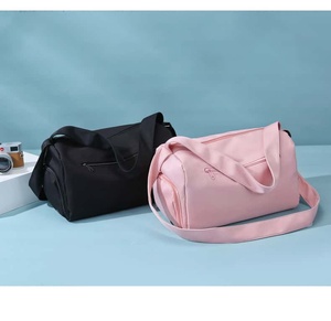 Sac de sport unisexe 36-55L avec fermeture éclair, résistant à l'eau, léger, en polyester, avec sangle réglable - Product Image 1