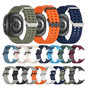 Cinturino di Ricambio in Silicone Traspirante Ocean Hole per Samsung Galaxy <span class=keywords><strong>Watch</strong></span> <span class=keywords><strong>Ultra</strong></span> 2 2026 2025 47mm, Braccialetto Sportivo - Product Image 2