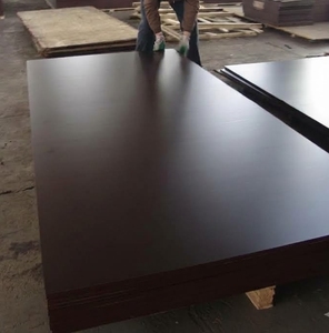 Panneau de contreplaqué marine noir de 18 mm à forte stabilité, filmé, pour coffrage de construction, prix usine - Product Image 1