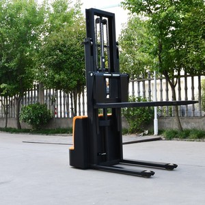 Apilador Completo Autocargable de 1.5 Toneladas, Capacidad de 1500 kg, Transpaleta de Bajo Costo de Fabricantes de Motores - Product Image 5