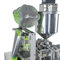 Machine de remplissage pneumatique en acier inoxydable de qualité alimentaire SUS 304 pour le durcissement de petits sachets de sauce jus d'épices fromage