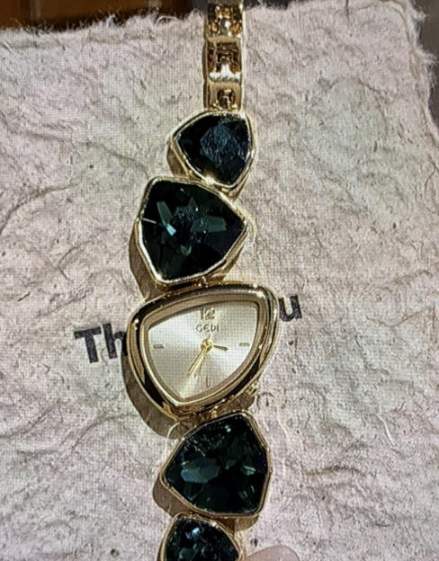 สีเขียว