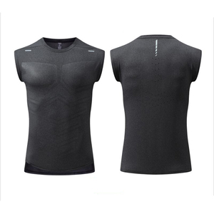 Liu Ming liquidation ventes 2024 été S vêtements respirant sans manches tricoté coupe ajustée décontracté musculation gilet - Product Image 1