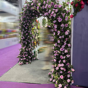 特別オファー5.7FTフェイクテーブル花柄ガーランドローズピンク天井吊りシルク人工ローズフラワーバイン - Product Image 3