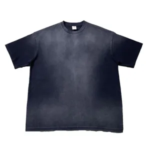 2024 ขายส่งที่กําหนดเอง 250GSM เปล่าเสื้อยืดวินเทจ Distressed ขนาดใหญ่เสื้อยืดชายเสื้อยืด