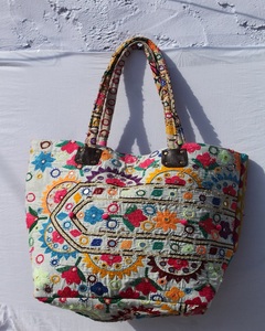 Sac Banjara personnalisé, exportateur indien de premier plan, sac hobo vintage, sac à bandoulière ethnique indien brodé à la main, sac à main coloré, excellent prix - Product Image 4