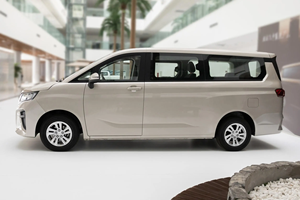 Factory Price Brand New <strong>BAW</strong> Luxury Mini Bus MPV <strong>Cars</strong> 7/9 Seats Capacity Family Use <strong>Car</strong> for Sale - Product Image 2