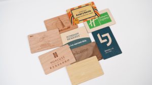 บัตรสมาชิกไม้ RFID พร้อมคิวอาร์โค้ด VIP 13.56 MHz กันน้ำ สำหรับร้านนวดสปา - Product Image 6