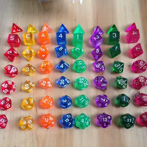 7 pezzi Dungeons draghi RPG DND gioco da tavolo Set di dadi personalizzati poliedrici con perla per feste di famiglia e Roll Play