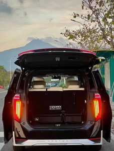 GAC Trumpchi Xiangwang M8 QIAN KUN 2026, monospaces haut de gamme PHEV avec sièges exécutifs zéro gravité - Product Image 2