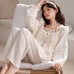 Set di <span class=keywords><strong>pigiami</strong></span> Casual da <span class=keywords><strong>donna</strong></span> in cotone Cloud primavera autunno camicie da notte con bordo a volant con stampa floreale - Product Image 3