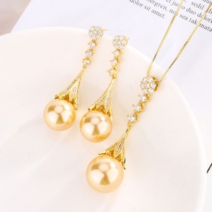 Wholesale Vintage Fashion Eco-friendly Copper 16-14mm Gold Pearl Tassel Necklace <b>Earrings</b> <b>Set</b> Pearl Jewelry <b>Set</b> for Women - Product Image 1