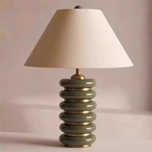 Lámpara de Mesa Circular de Resina OEM, Estilo Nórdico de Lujo, para Dormitorio, Mesita de Noche, Oficina, Decoración de Escritorio, con <span class=keywords><strong>Verde</strong></span> - Product Image 1