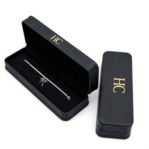 Boîte à bracelet personnalisée en cuir PU rigide avec plateau en velours, estampage à chaud, logo personnalisé, vente directe usine - Product Image 2