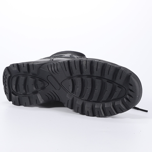 Botas Tácticas de Tobillo HBP05 de Cuero Negro para Senderismo en el Desierto y Entrenamiento en la Montaña - Product Image 4