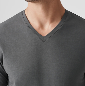 Camiseta Casual de Cuello en V Personalizada de Lujo para Hombre, 100% Algodón, Ligera, 240 g/m², Estampado Muscular, Camiseta Sólida - Product Image 3