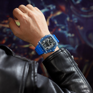 Reloj Deportivo de Lujo para Hombre, Marca de Moda, Forma de Barril, Movimiento de Cuarzo Japonés, Correa de Silicona Luminosa, Resistente al Agua, con Caja - Product Image 3