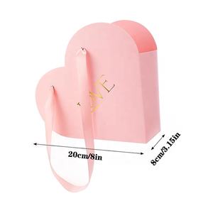 Cajas de flores en forma de corazón San Valentín <span class=keywords><strong>para</strong></span> arreglos Bolsa floral de papel con asa Cesta <span class=keywords><strong>para</strong></span> boda Floristería Despedida de soltera - Product Image 2