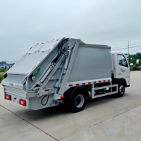 Camion compacteur de déchets diesel léger 5 m³ à transmission manuelle, châssis mini 4x2, fonctionnement flexible, zones rurales