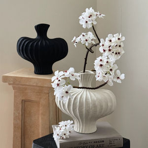 Nuevo jarrón <span class=keywords><strong>de</strong></span> plástico Decoración <span class=keywords><strong>DE</strong></span> LA MESA DEL HOGAR Florero blanco irregular avanzado Tira Jarrones <span class=keywords><strong>de</strong></span> plástico - Product Image 4