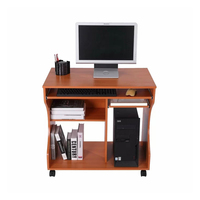 Bureau d'ordinateur moderne, table d'étude et d'écriture, mobilier de bureau en panneau de particules mélaminé, poste de travail en bois