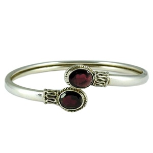 Magnifiques bracelets en pierres précieuses grenat rouge plaqué argent, bijoux Shri Ashapura, certifiés par une tierce partie, style classique, pour femmes et unisexe - Product Image 1