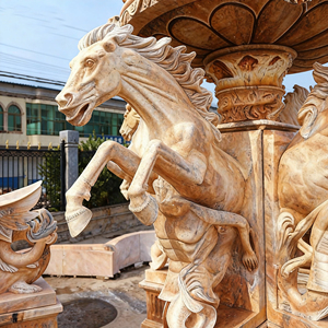 Fontaine d'eau ancienne européenne <span class=keywords><strong>en</strong></span> marbre beige de grande taille, sculptée à la main, avec des sculptures d'animaux, d'hommes et de chevaux - Product Image 4