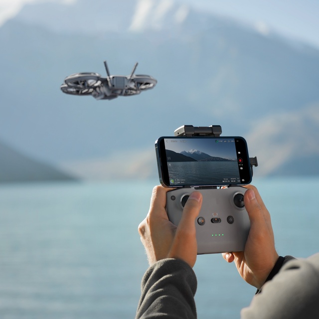 Neo 2 Fly More Combo Deluxe with Carrying Case, 3x Batteries & Charger | Portable 4K GPS Drone