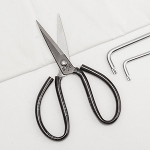 Carbon Steel <b>Kitchen</b> Scissors Black Industrial Grade For Household And Leather Cutting 18Cm - Product Image 3