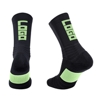 Chaussettes athlétiques vierges Chaussettes de sport tailles jeunes et adultes Logo personnalisé pour la course à pied Basketball Fitness