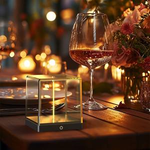 Lampe d'ambiance 3D Quantum Cube à intensité variable par toucher, rechargeable - Product Image 2