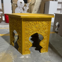 Table ronde de chevet de style indien à motif floral doré, décoration de salon, fournitures de décoration de mariage, table à gâteau