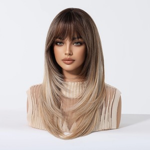 Perruque transfrontalière Bozhen Brown pour <span class=keywords><strong>cheveux</strong></span> longs raides dégradés avec <span class=keywords><strong>frange</strong></span> droite, naturelle et réaliste, qui sublimate les contours du visage - Product Image 4
