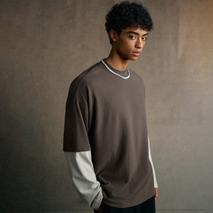 Camiseta Deportiva Unisex de Manga Larga con Bloques de Color y Parches de Felpa Alemana, Personalizable, para Hombre - Product Image 2