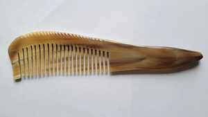 Peigne à cheveux en corne de buffle de qualité supérieure, fabriqué à la main à partir de corne naturelle, antistatique, pour démêler, coiffer et donner de la brillance aux cheveux - Product Image 4