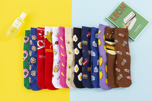Chaussettes fantaisie en coton pour femmes et hommes, motifs fruits, bananes, avocats, biscuits, donuts, aliments, chaussettes de mode amusantes et bon marché - Product Image 4