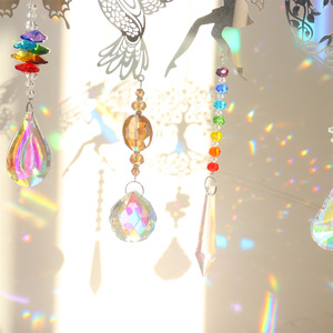 Kit All'Ingrosso di Acchiappasole in Cristallo K9 con Prisma di Luce Argentato e Ciondolo con Perline 7 Chakra a Forma di Angelo per Decorazioni Artigianali da Finestra Fatte a Mano - Product Image 4