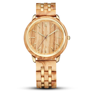 Reloj Elegante Personalizado para Mujer de Madera y Acero Inoxidable - Product Image 1