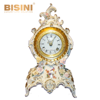Antique Style Européen Belle Chérubin Décoré Blanc et Or Porcelaine Horloge de Table