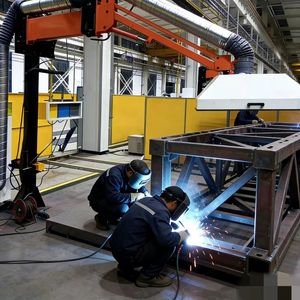 แขนป้อนลวดดูดฝุ่นไฮดรอลิก <span class=keywords><strong>SPH</strong></span>-405 ได้รับการรับรองมาตรฐาน CE สำหรับการผลิตโครงสร้างเหล็ก ดูดซับควันเชื่อมได้ <span class=keywords><strong>360</strong></span> องศา ° . - Product Image 5