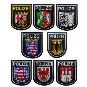 Patchs de broderie multi-usages à repasser Options de couture pour la réparation de vêtements, la décoration et la personnalisation - Product Image 1