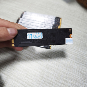 批发二手高品质便携式 M.2 NVMe SSD 2280 256GB 适用于笔记本电脑 - Product Image 3