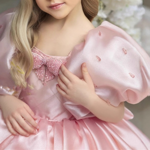 Vendita calda nuovo stile ragazze arco bambini soffice manica a sbuffo abito da principessa ballo di compleanno natale abiti da bambina - Product Image 2